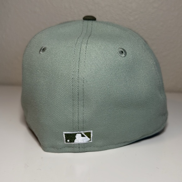 Baltimore Orioles Green 50th Anniversary Baseball Cap - Picture 3 of 6